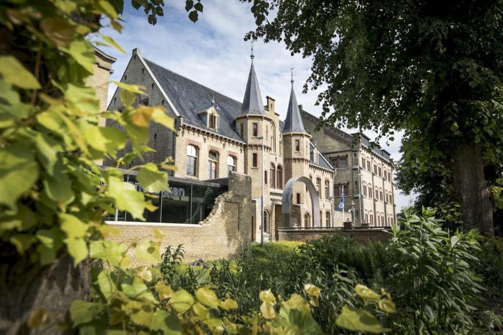 De Pronkkamer Leeuwarden Luaran gambar